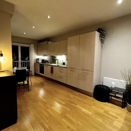 Center Apartment *