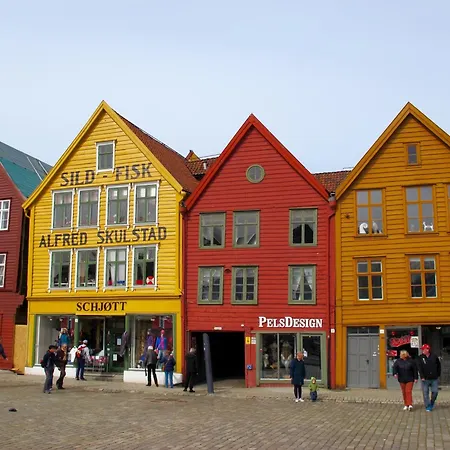 Center * Bergen